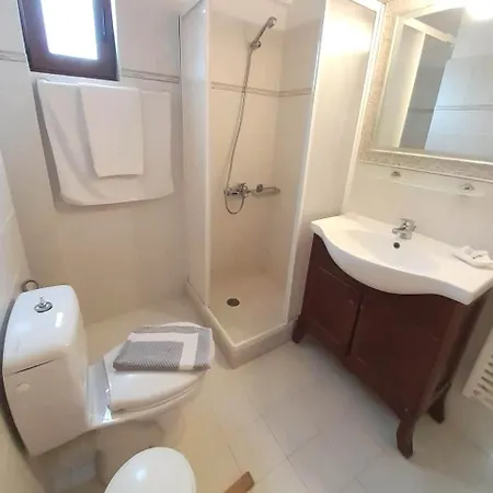 Linardos Apartamento