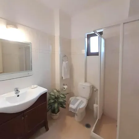 Linardos Apartamento
